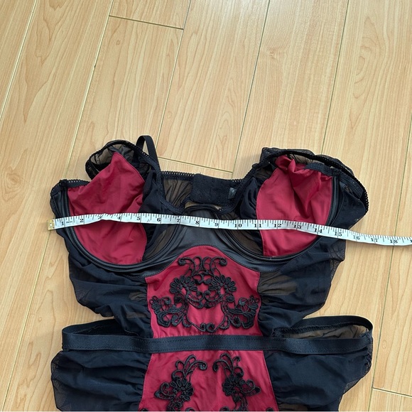 Icollection bodysuit - Picture 10 of 11